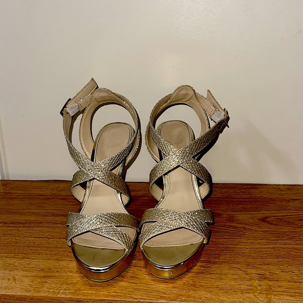 Beautiful gold heels